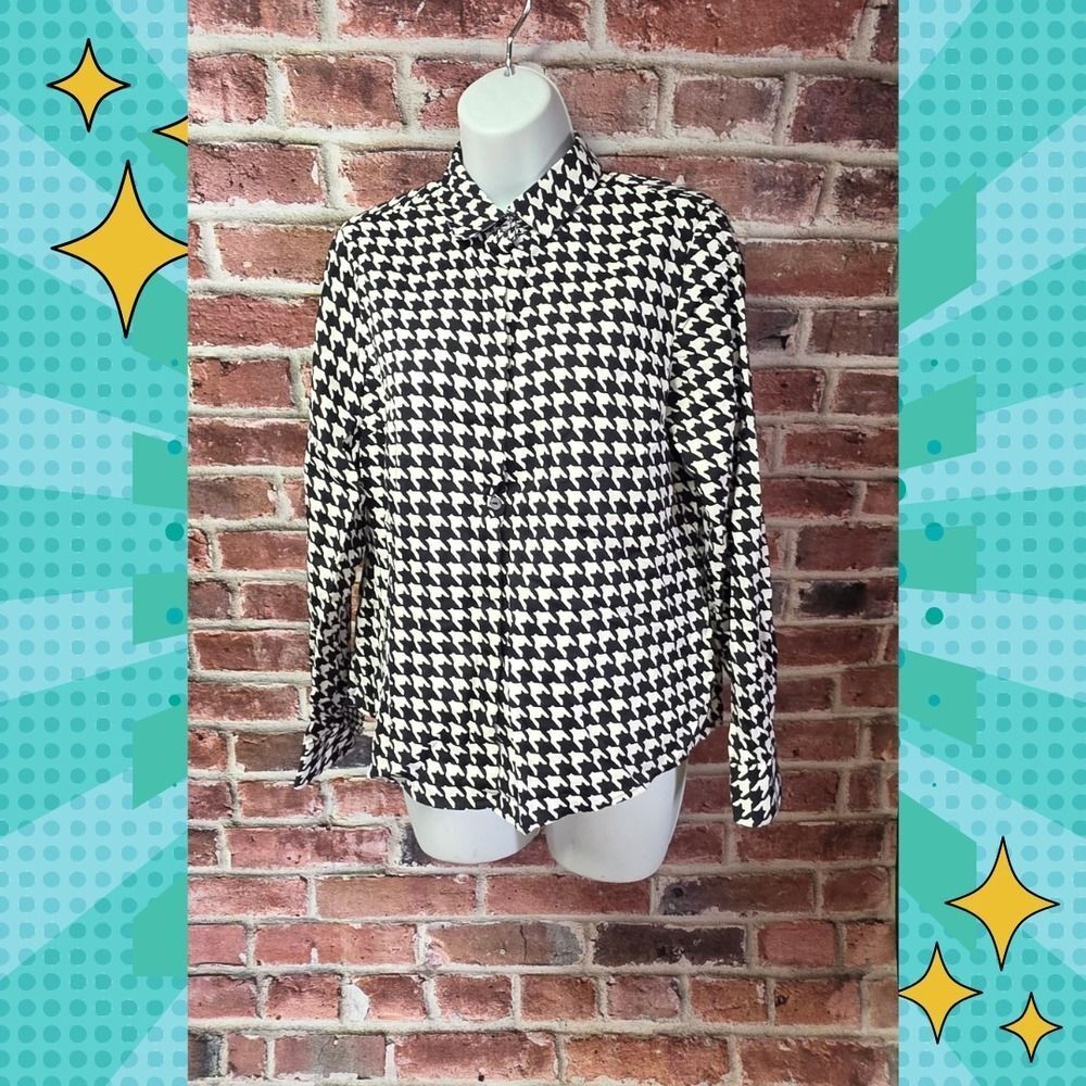 Women's FOXCROFT Wrinkle Free Shaped Button Down Shirt 10P